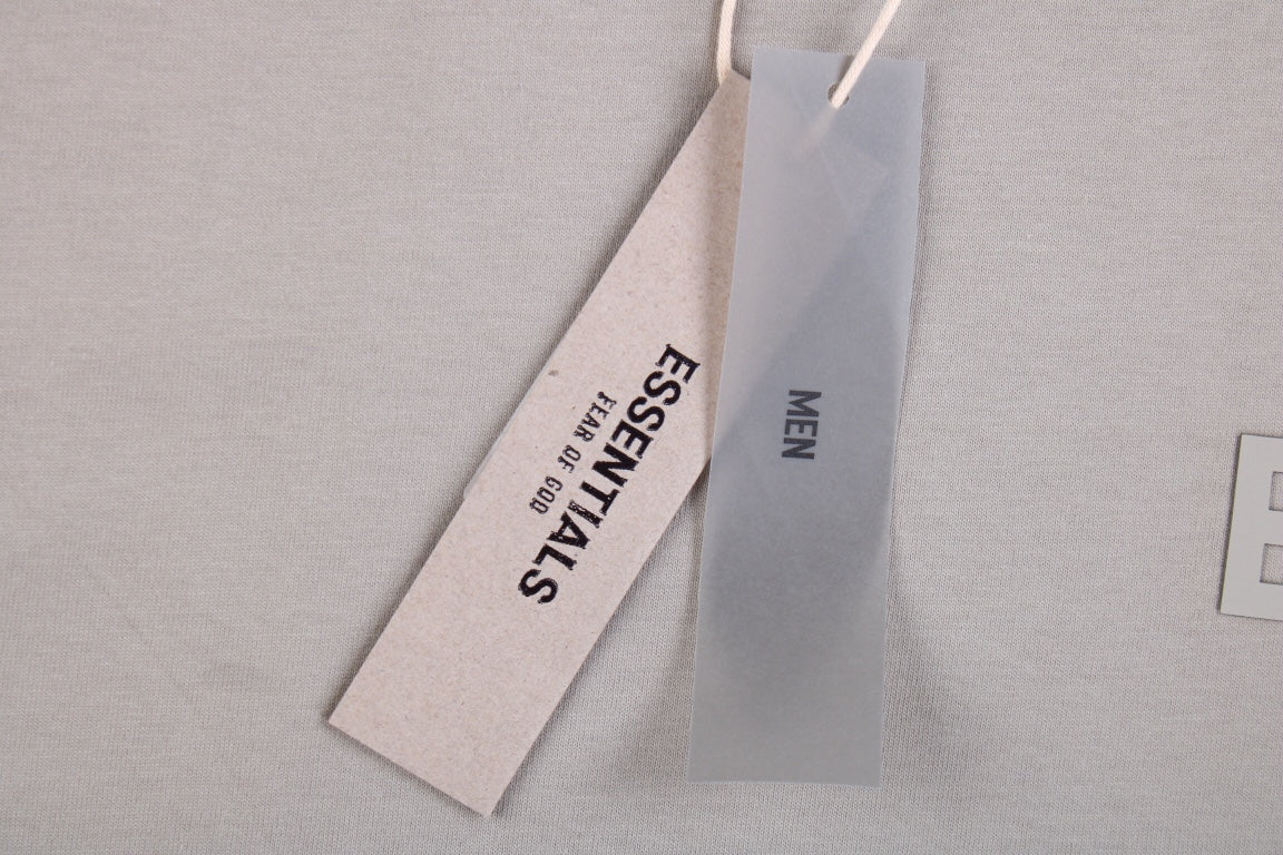 T-SHIRT FEAR OF GOD ESSENTIALS GRIS PIERRE