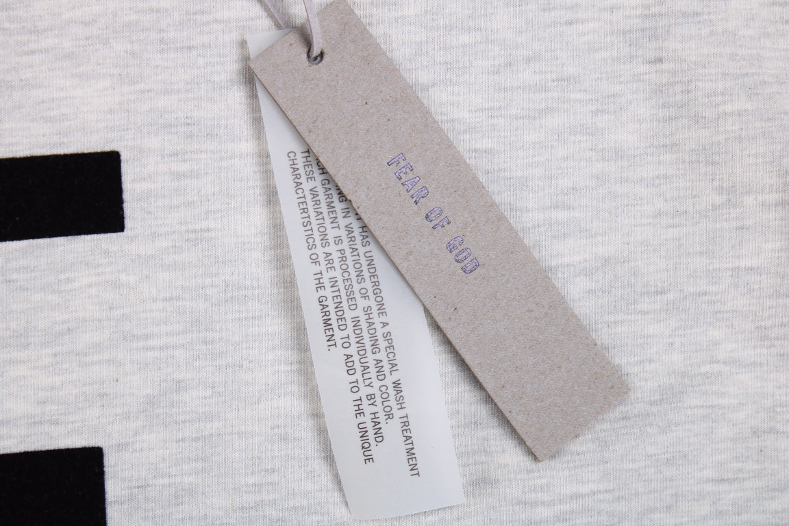 T-shirt Fear of God Lettre F (Gris clair)