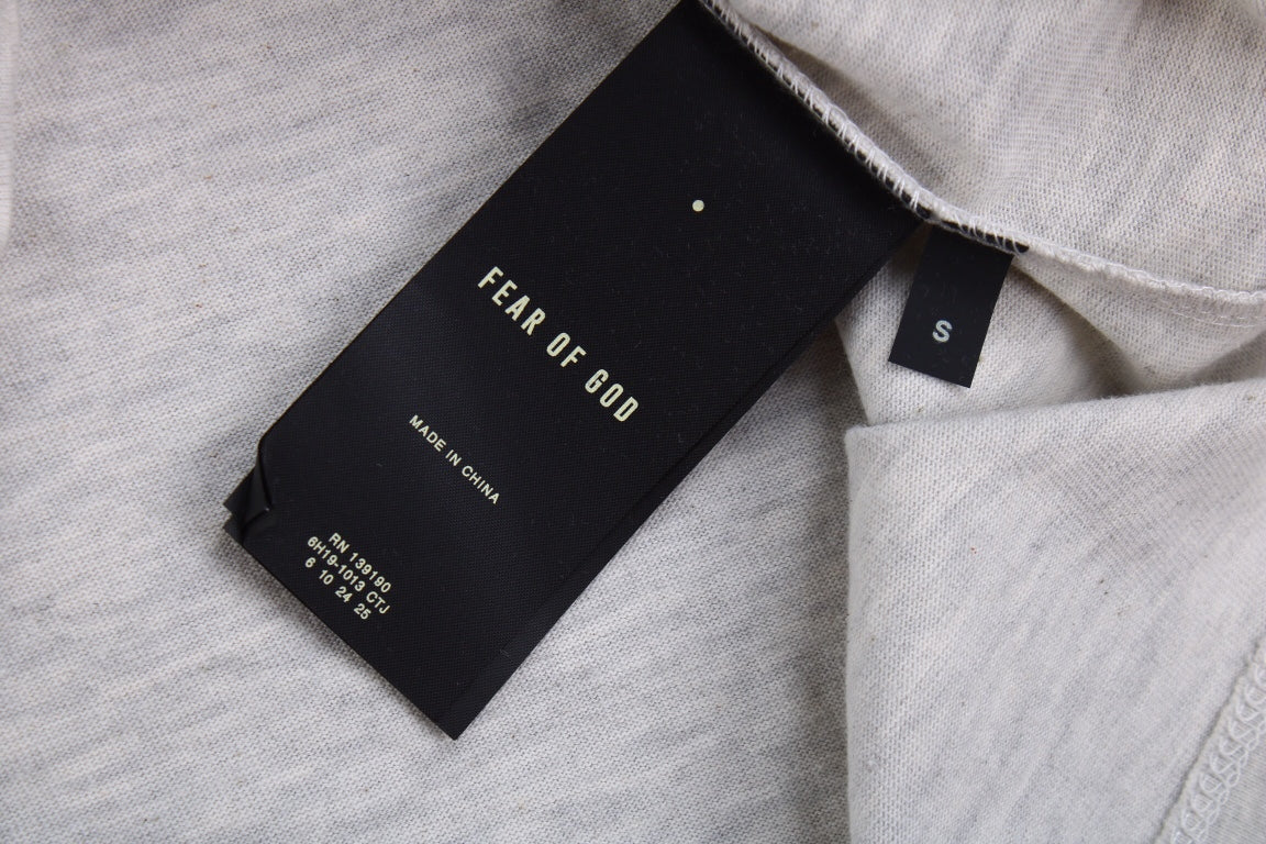 T-shirt Fear of God Lettre F (Gris clair)