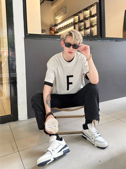 T-shirt Fear of God Lettre F (Gris clair)