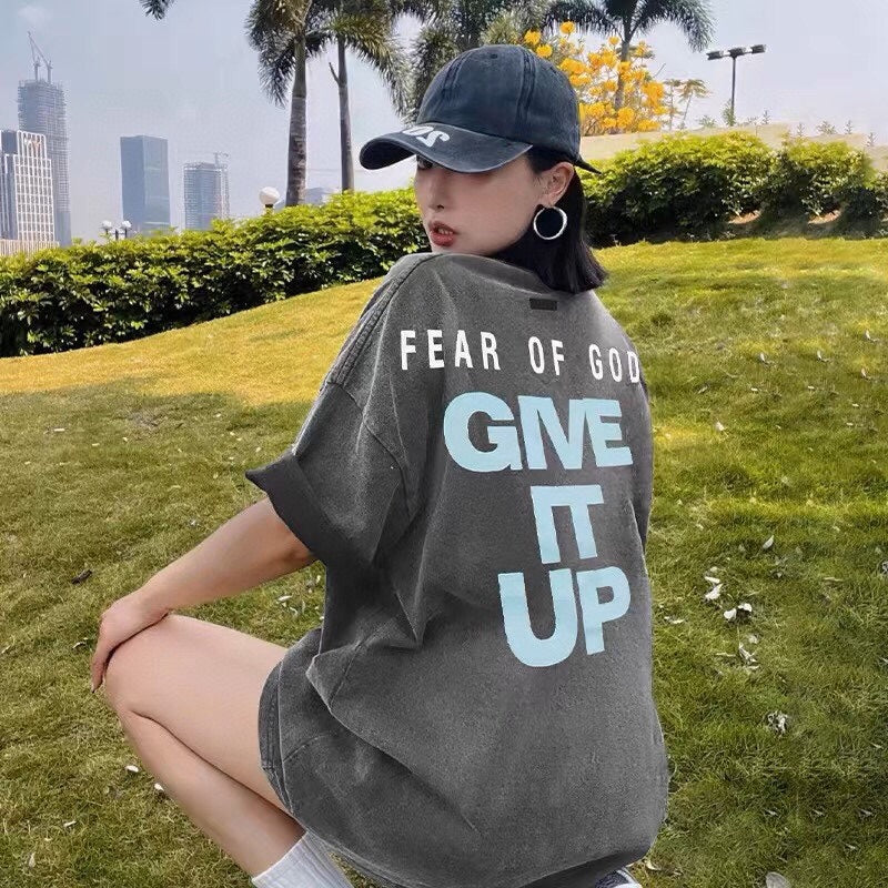 T-shirt Fear of God avec le texte « Give It Up »