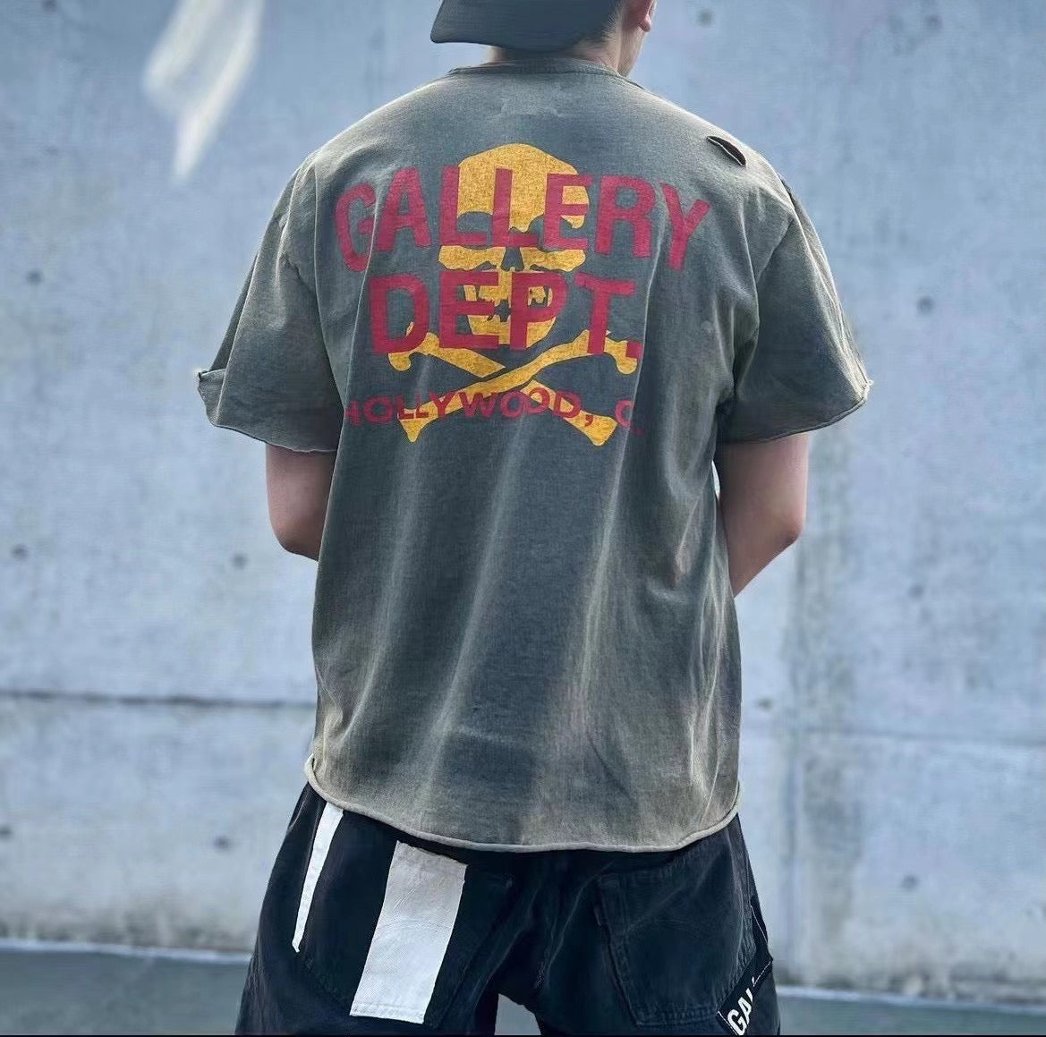 DÉPARTEMENT GALERIE T-SHIRT À ZIP