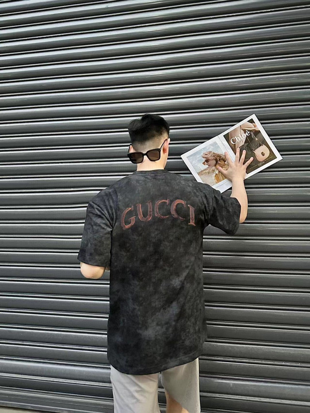 T-shirt Gucci à logo vieilli (noir)