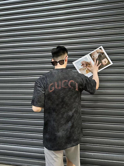 T-shirt Gucci à logo vieilli (noir)
