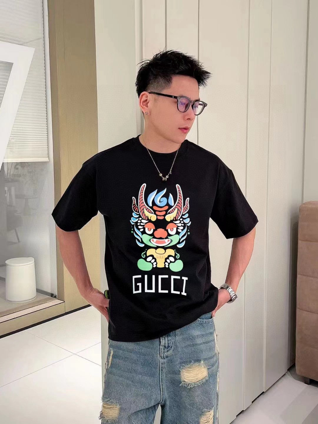 T-shirt noir Gucci à motif dragon