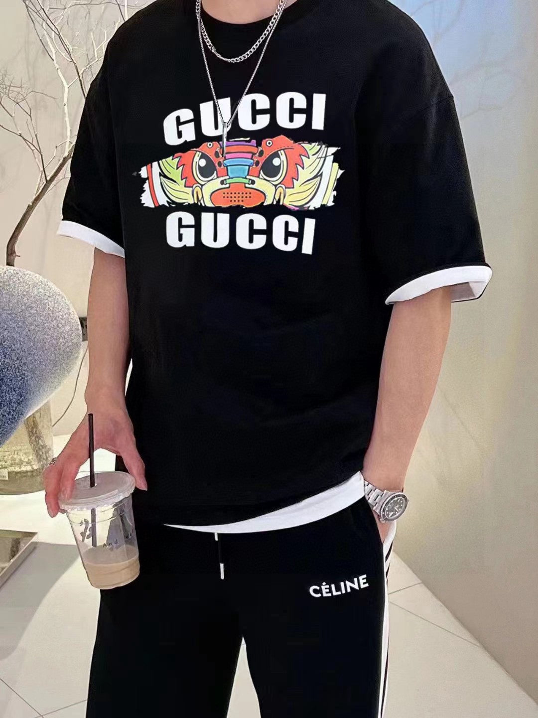 T-shirt graphique Gucci (noir)