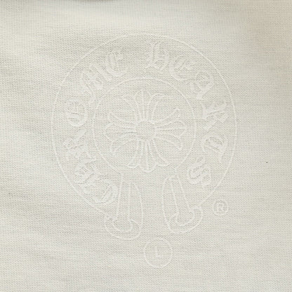 T-shirt blanc Gucci à poche et motif floral en forme de cœur