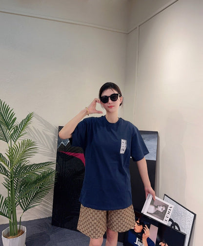 T-shirt Gucci bleu marine avec écusson logo vertical