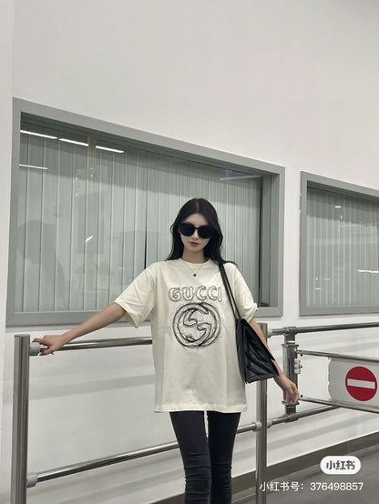 T-shirt Gucci - Logo griffonné