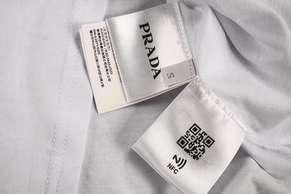 T-shirt Prada à poche logo (blanc)