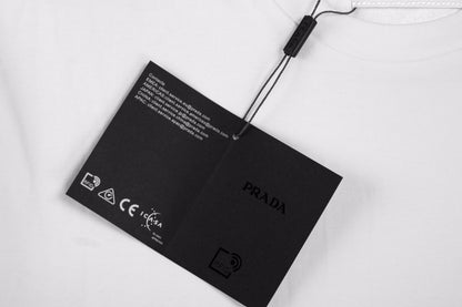 T-shirt à logo Prada (blanc)