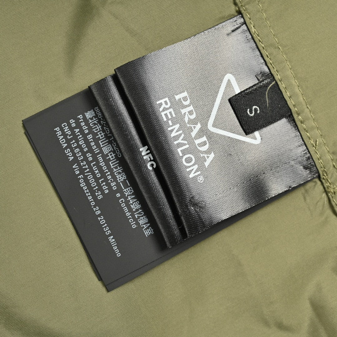 Veste Prada vert olive à manches courtes