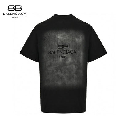 T-shirt Balenciaga à imprimé logo intégral (noir)