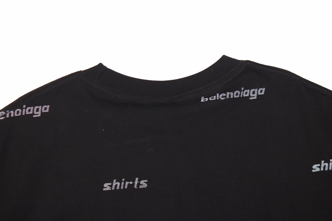 T-shirt Balenciaga à logo imprimé intégral