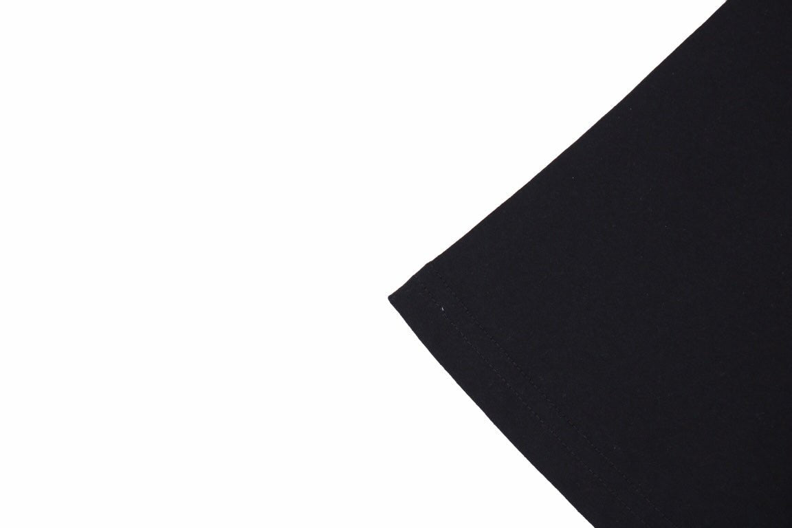 T-shirt noir Balenciaga avec noms de designers