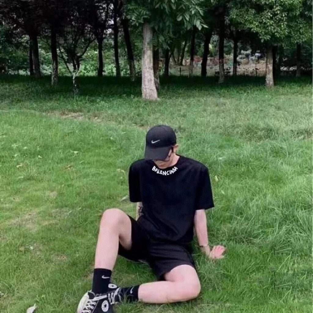 T-shirt Balenciaga à logo déformé (noir)