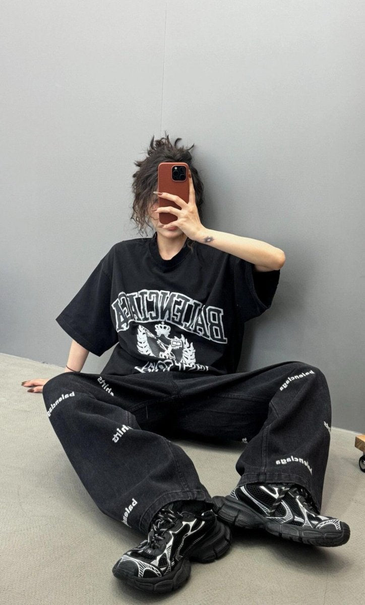 T-shirt Balenciaga Est. 1917 à blason (noir)