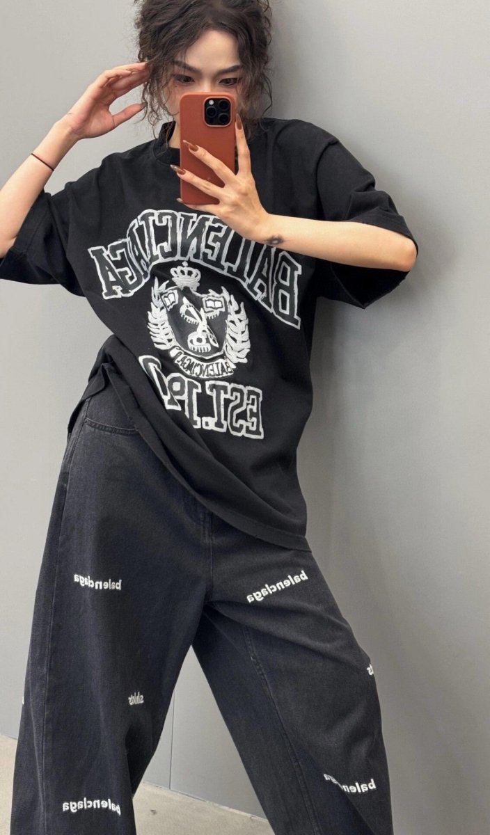 T-shirt Balenciaga Est. 1917 à blason (noir)