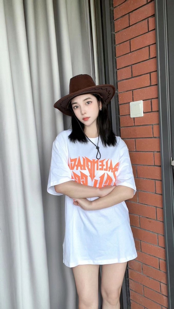 T-shirt Balenciaga à logo gothique - Blanc