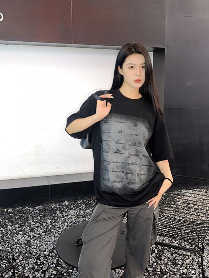 T-shirt Balenciaga à imprimé graphique (noir)