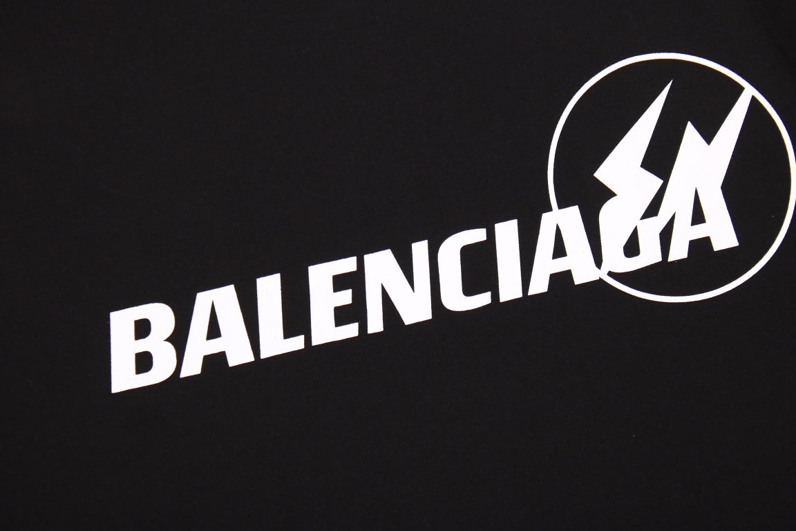 T-SHIRT NOIR À LOGO BALENCIAGA