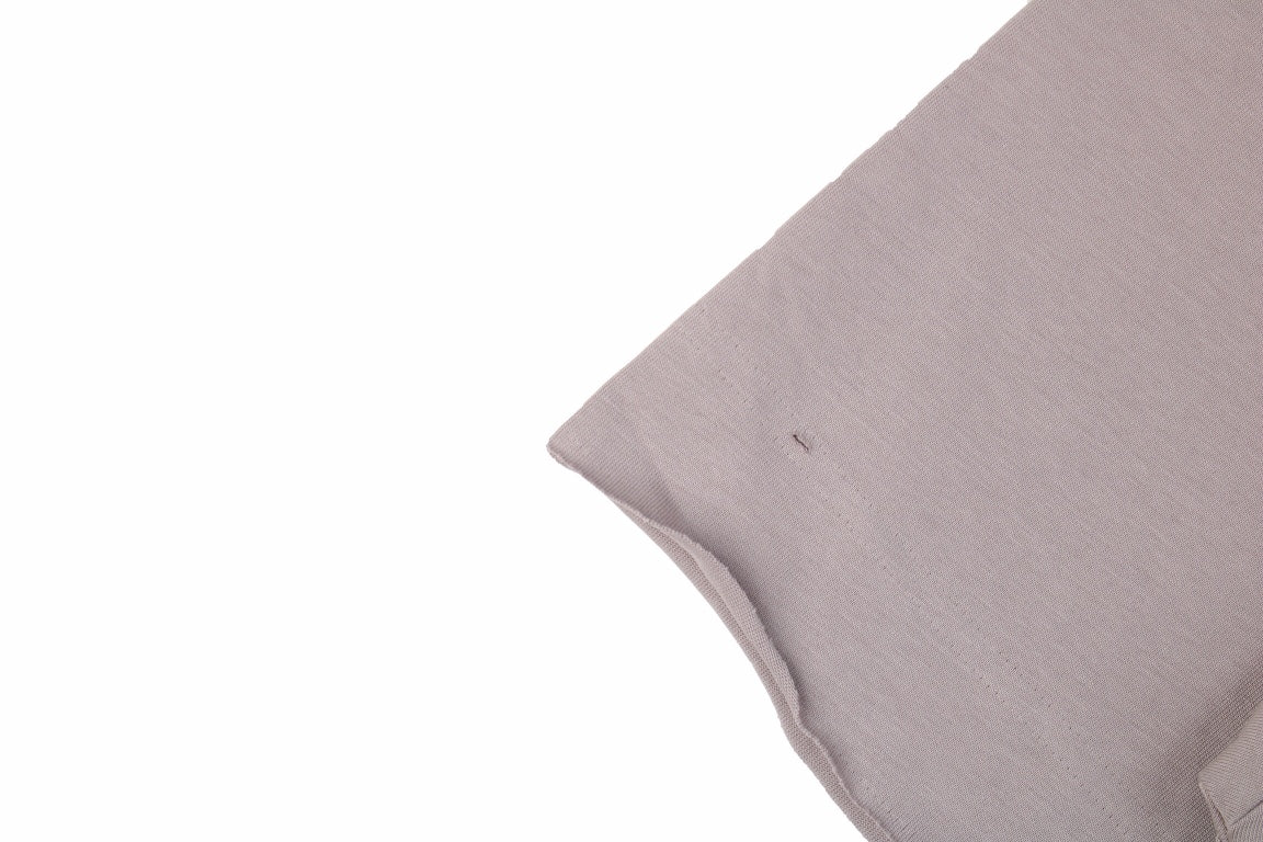 T-shirt Balenciaga « Ceci n'est pas le nouveau logo »