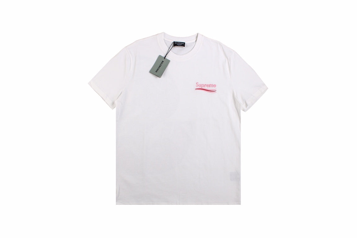 T-shirt Balenciaga x Supreme avec logo sur le devant