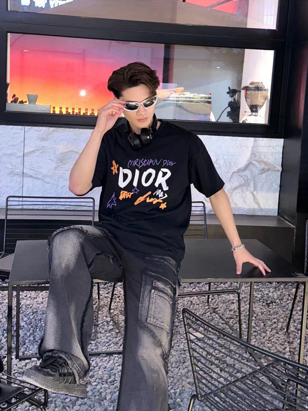 T-shirt noir graphique Dior Christian Dior