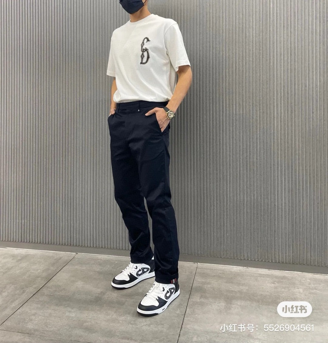 T-shirt Dior avec logo CD brodé (blanc)