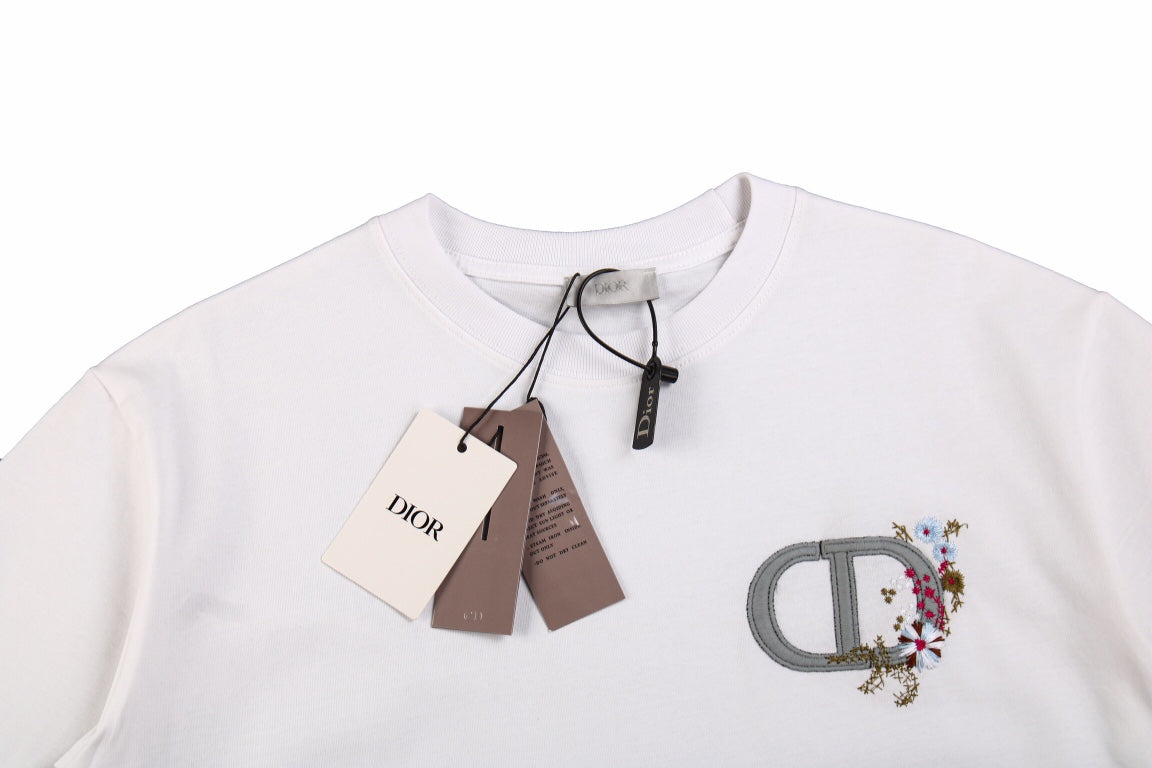 T-shirt Dior avec logo CD floral