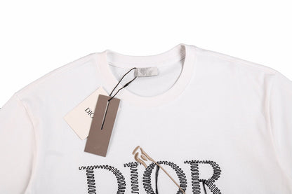 T-shirt Dior avec outils et logo
