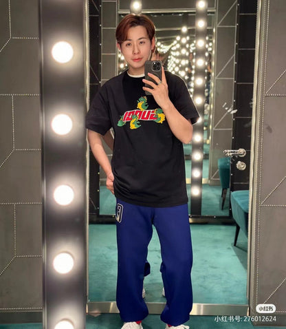 T-shirt noir Gucci à motif dinosaure