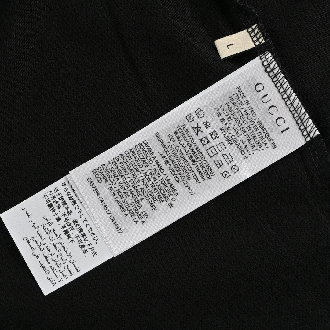 T-shirt noir Gucci à motif cœur