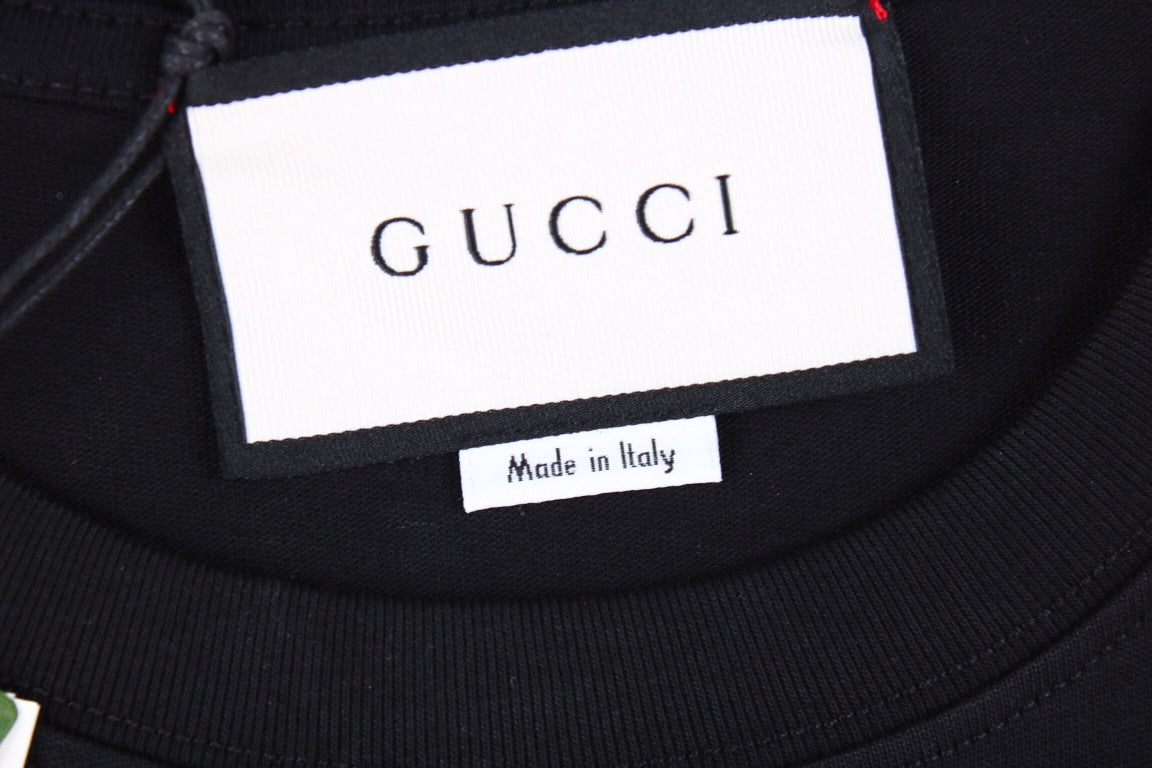 T-shirt Gucci Cities à lettres majuscules