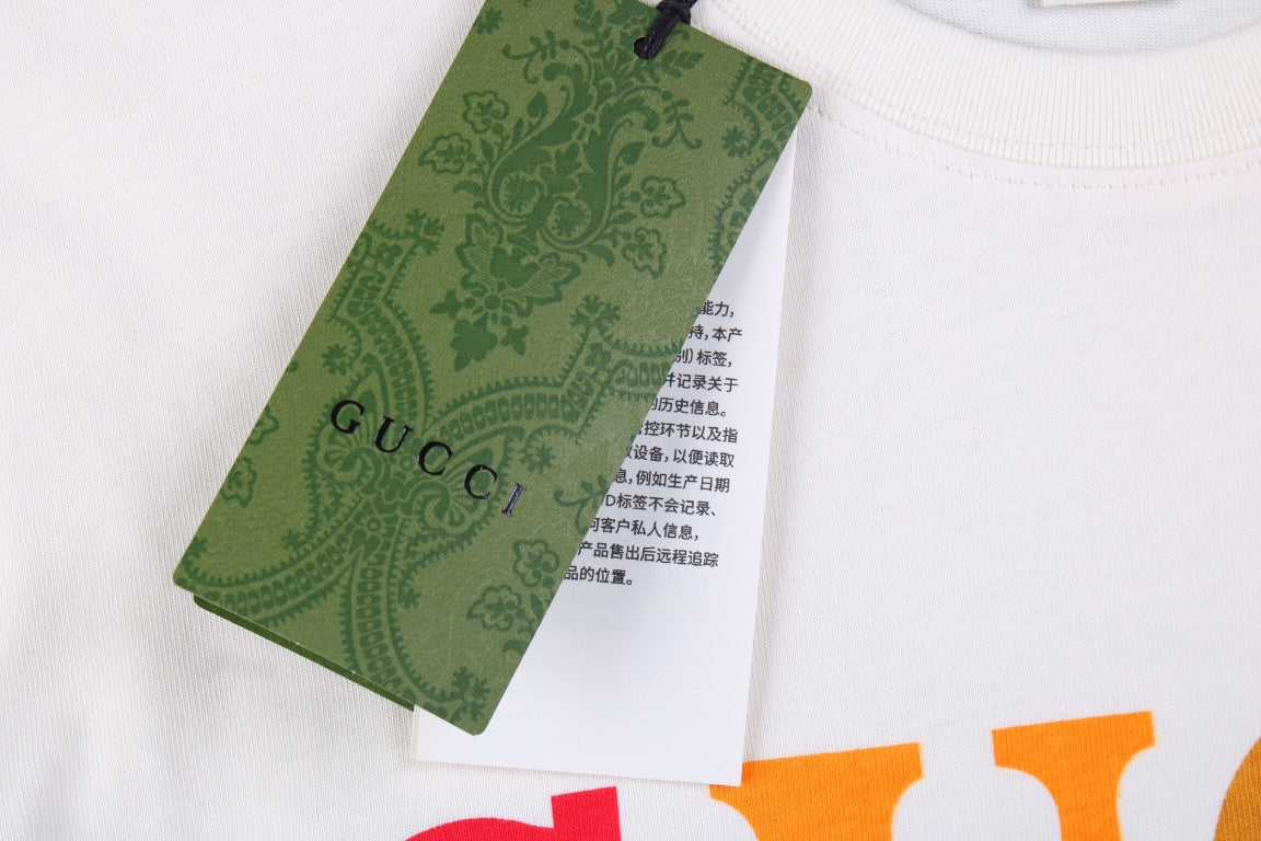 T-shirt Gucci Cities à lettres capitales - Blanc