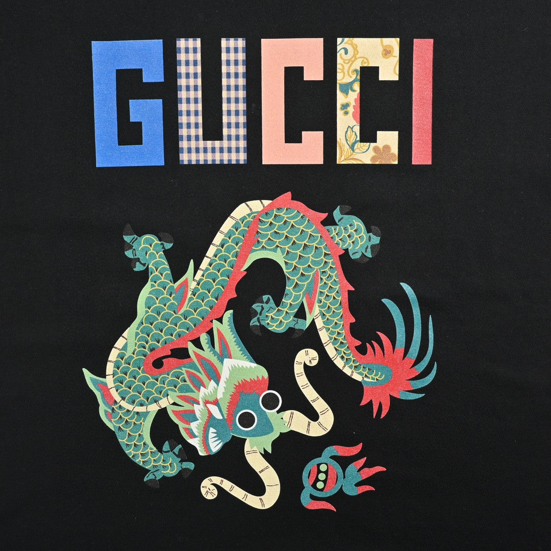 T-shirt Gucci à motif dragon (noir)
