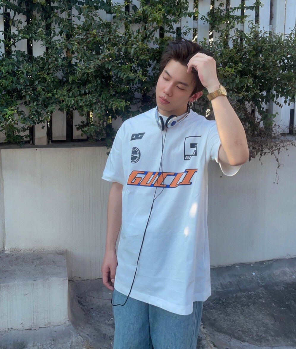 T-shirt à logo graphique Gucci