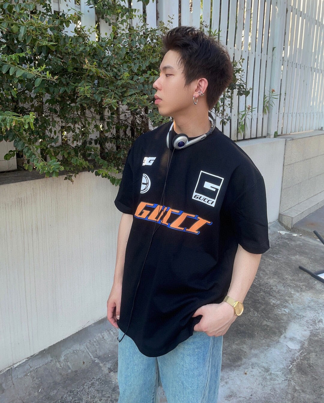 T-shirt Gucci à logo graphique (noir)