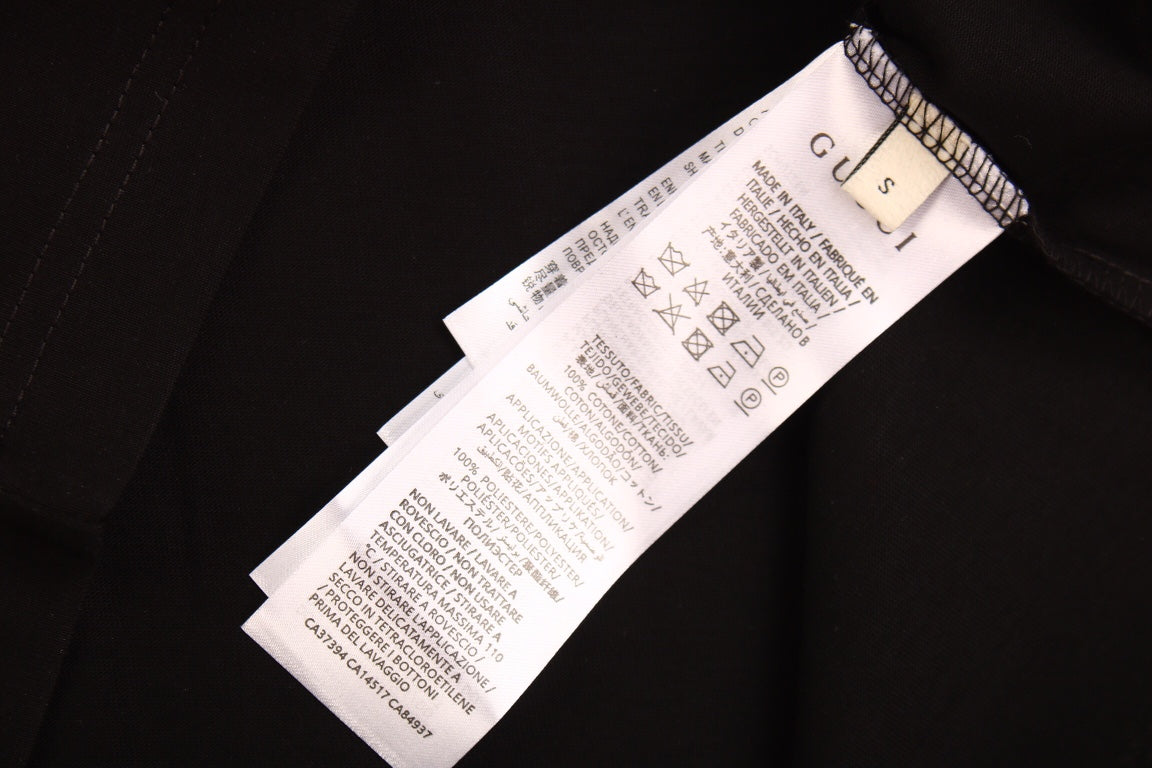 T-shirt Gucci à logo graphique (noir)