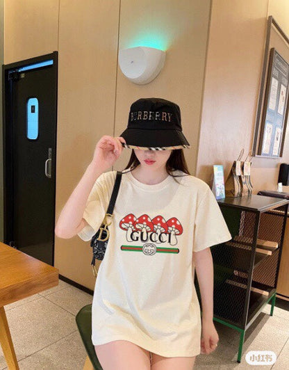 T-shirt Gucci à motif de champignons