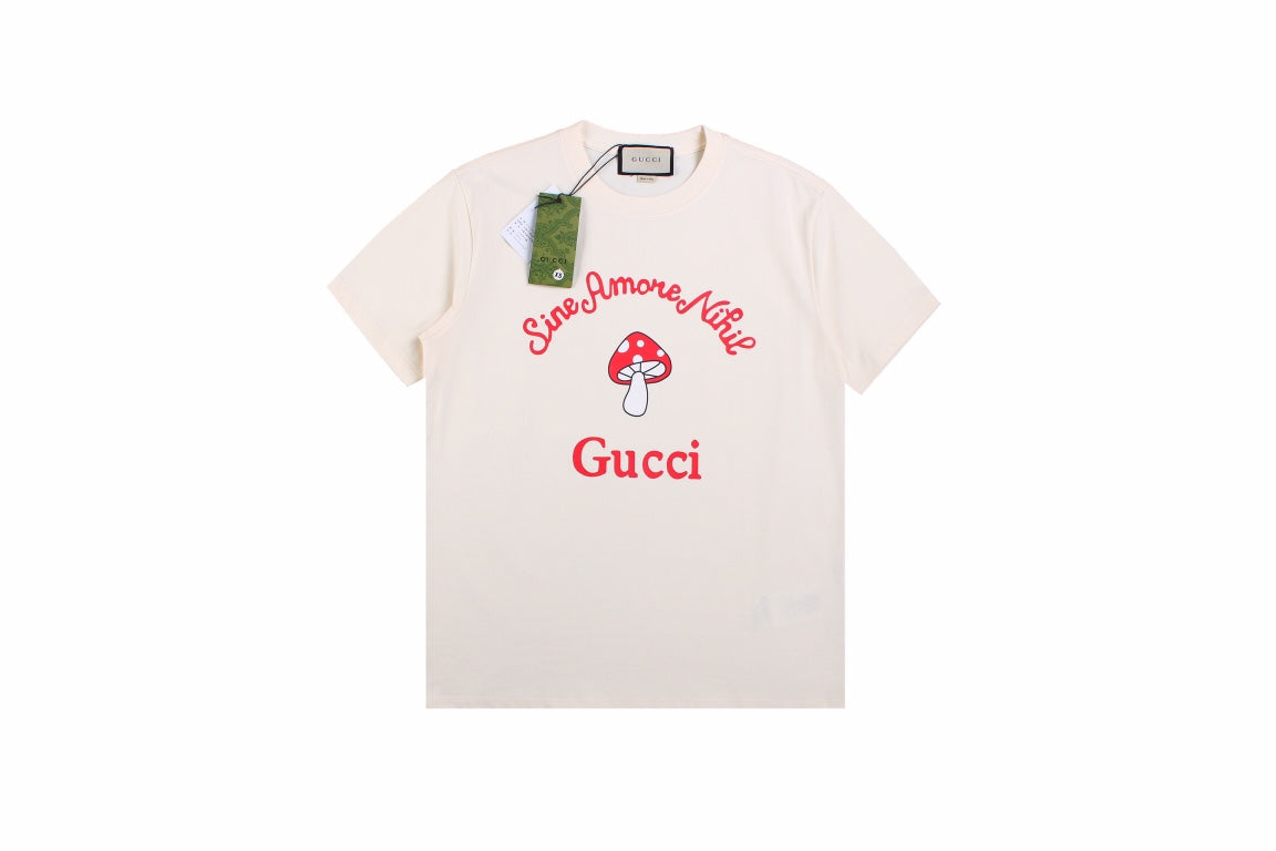 T-shirt Gucci à motif champignon (crème)