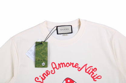 T-shirt Gucci à motif champignon (crème)