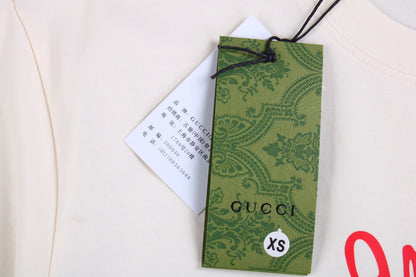 T-shirt Gucci à motif champignon (crème)