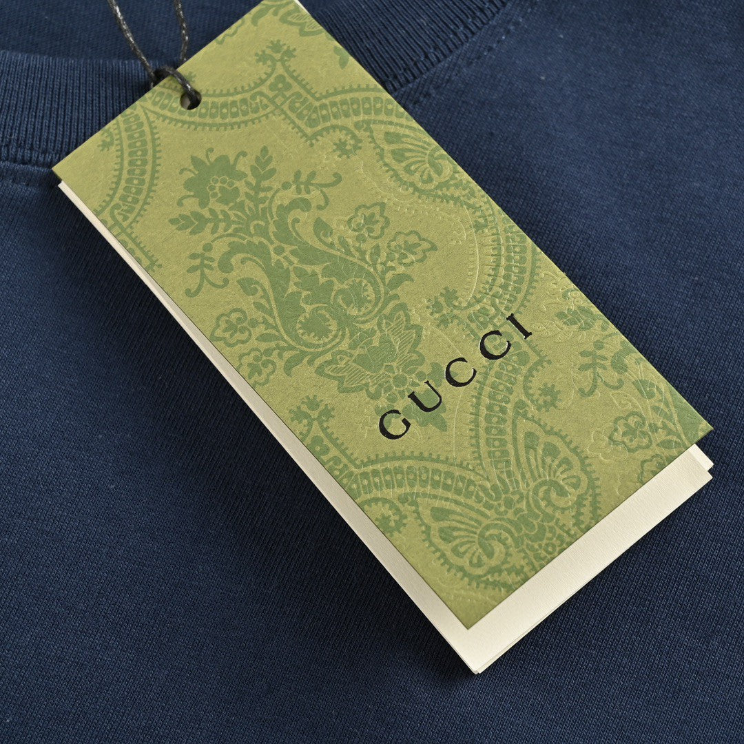 T-shirt Gucci bleu marine avec logo superposé