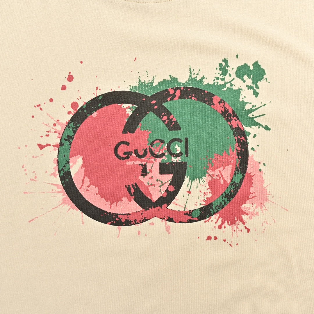 T-shirt Gucci à logo éclaboussé (beige)