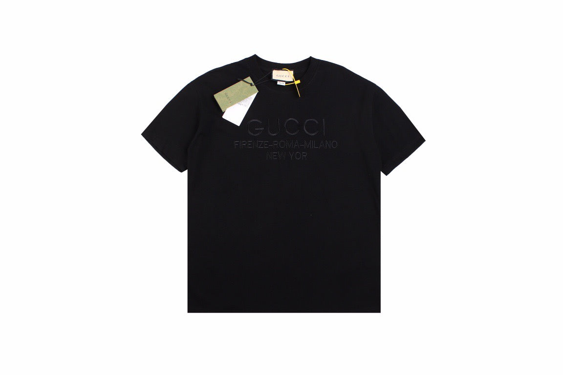T-shirt Gucci avec villes brodées