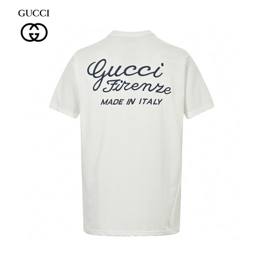 T-shirt blanc Gucci avec logo en écriture cursive