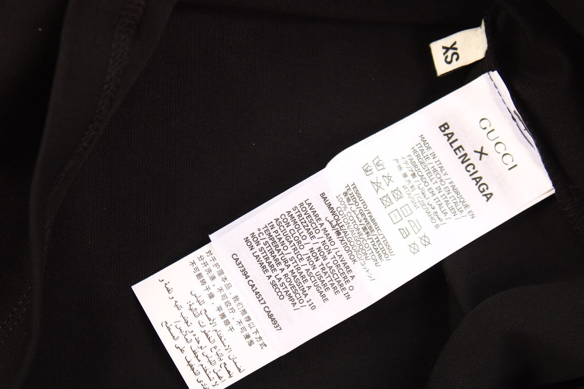 T-shirt issu de la collaboration Gucci x Balenciaga