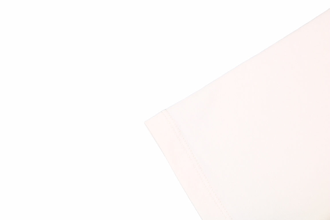 T-shirt blanc issu de la collaboration Gucci x Balenciaga