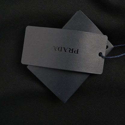 T-shirt noir Prada à poche géométrique